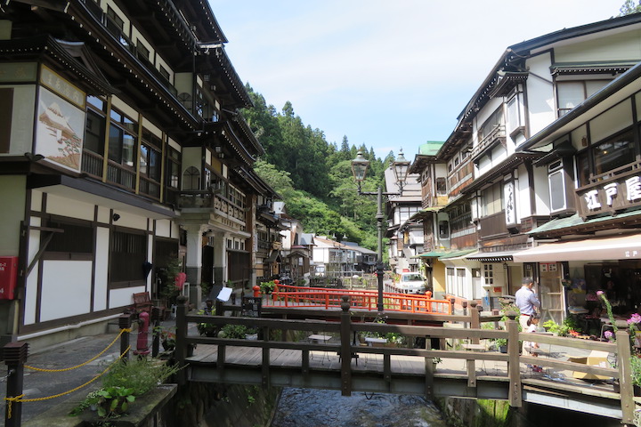 銀山温泉