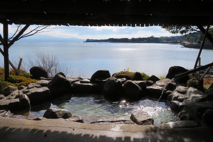 「有明海の湯」の露天風呂